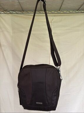 Travelon Brown Anti-Theft Crossbody Bag - Adjustable Strap